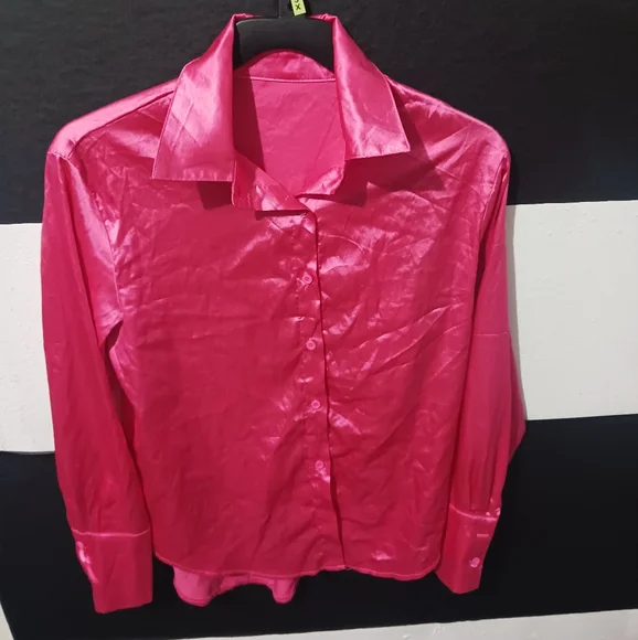 Women  hot pink silk collared buttoned long sleeve shirt - Picture 2 of 9